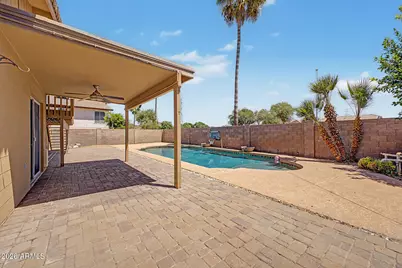 24419 N 39th Lane, Glendale, AZ 85310 - Photo 37