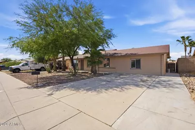 1468 W Montoya Lane, Phoenix, AZ 85027 - Photo 3