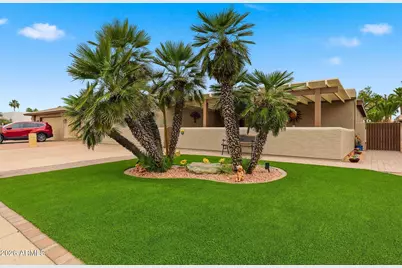 10414 E Silvertree Drive, Sun Lakes, AZ 85248 - Photo 3