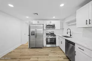 2912 E Monroe Street E, Phoenix, AZ 85034 - Photo 7