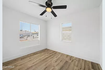 2912 E Monroe Street E, Phoenix, AZ 85034 - Photo 13