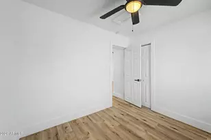 2912 E Monroe Street E, Phoenix, AZ 85034 - Photo 17