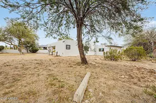 1065 W Whiteley St, Apache Junction, AZ 85120 - Photo 73