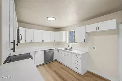 1065 W Whiteley Street, Apache Junction, AZ 85120 - Photo 21