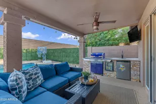 3433 E Cedarwood Ln, Phoenix, AZ 85048 - Photo 19