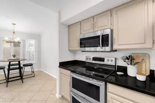 3433 E Cedarwood Ln, Phoenix, AZ 85048 - Photo 13
