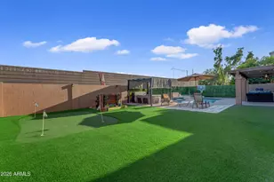 3433 E Cedarwood Ln, Phoenix, AZ 85048 - Photo 25