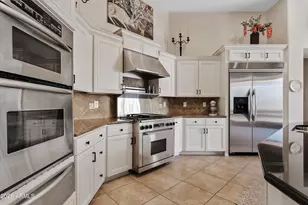 6422 S Crestview Ct, Gilbert, AZ 85298 - Photo 9