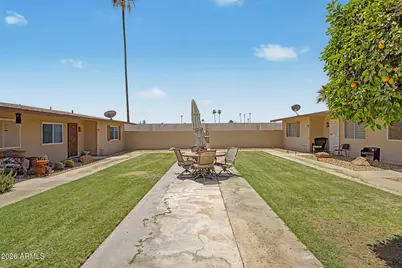 10853 W Santa Fe Drive, Sun City, AZ 85351 - Photo 33