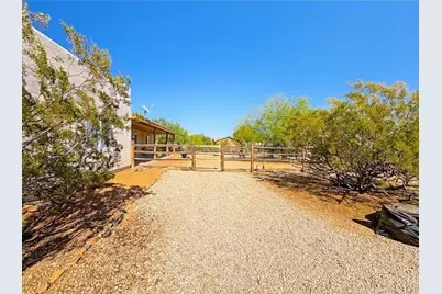 1033 E Irvine Road #A, Phoenix, AZ 85086 - Photo 23
