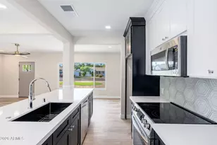515 W Hazelwood St, Phoenix, AZ 85013 - Photo 17