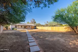 515 W Hazelwood St, Phoenix, AZ 85013 - Photo 29