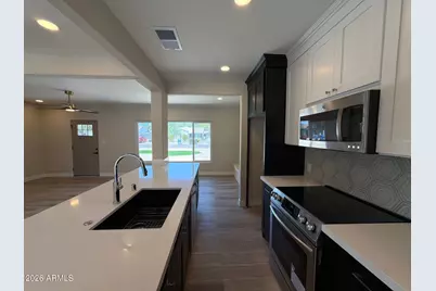 515 W Hazelwood Street, Phoenix, AZ 85013 - Photo 11