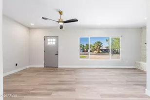 515 W Hazelwood St, Phoenix, AZ 85013 - Photo 11