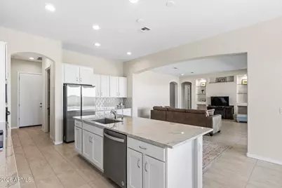 18886 N 270th Drive, Buckeye, AZ 85396 - Photo 13