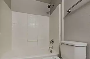 7218 S 37th Dr, Phoenix, AZ 85041 - Photo 13
