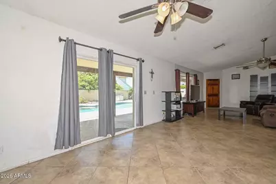 13417 N 53rd Drive, Glendale, AZ 85304 - Photo 11
