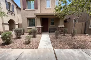 5728 W Raymond St, Phoenix, AZ 85043 - Photo 1