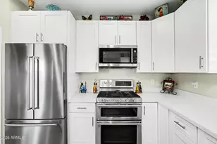 6335 W Hill Ln, Glendale, AZ 85310 - Photo 35