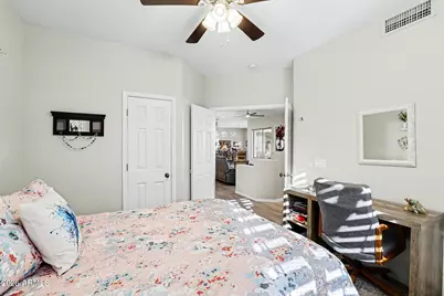 6335 W Hill Lane, Glendale, AZ 85310 - Photo 47