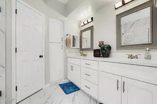 6335 W Hill Ln, Glendale, AZ 85310 - Photo 45