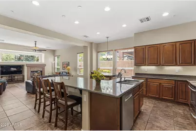 13047 W Plum Road, Peoria, AZ 85383 - Photo 1