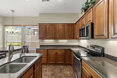 13047 W Plum Road, Peoria, AZ 85383 - Photo 15