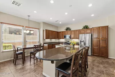 13047 W Plum Road, Peoria, AZ 85383 - Photo 13
