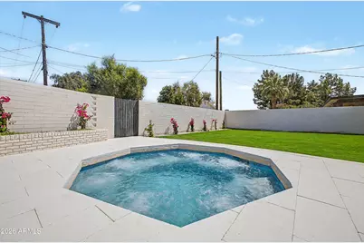 8008 E Whitton Avenue, Scottsdale, AZ 85251 - Photo 37