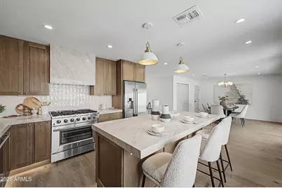 8008 E Whitton Avenue, Scottsdale, AZ 85251 - Photo 11