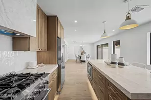 8008 E Whitton Ave, Scottsdale, AZ 85251 - Photo 13