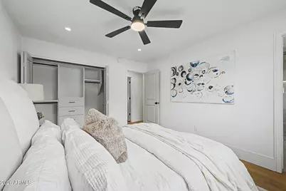8008 E Whitton Avenue, Scottsdale, AZ 85251 - Photo 15