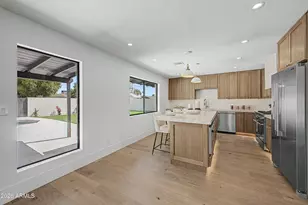 8008 E Whitton Ave, Scottsdale, AZ 85251 - Photo 13