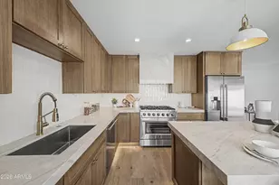 8008 E Whitton Ave, Scottsdale, AZ 85251 - Photo 11
