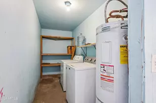 4301 N 80th Ln, Phoenix, AZ 85033 - Photo 17