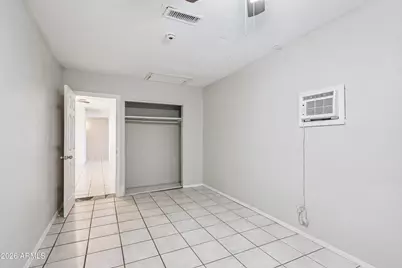 4301 N 80th Lane, Phoenix, AZ 85033 - Photo 15