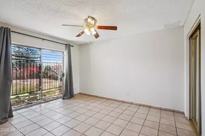 4301 N 80th Lane, Phoenix, AZ 85033 - Photo 9