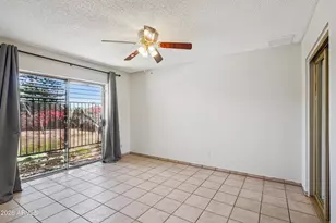 4301 N 80th Ln, Phoenix, AZ 85033 - Photo 9