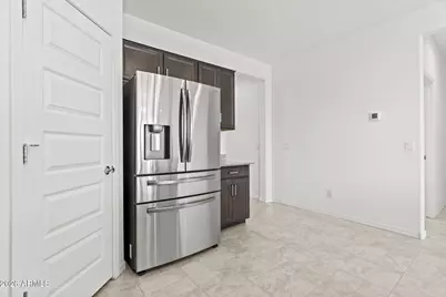 9004 W Georgia Avenue, Glendale, AZ 85305 - Photo 11