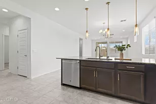 9004 W Georgia Ave, Glendale, AZ 85305 - Photo 7