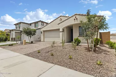 9004 W Georgia Avenue, Glendale, AZ 85305 - Photo 1