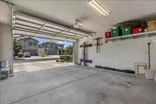 2436 E Saint Catherine Ave, Phoenix, AZ 85042 - Photo 25