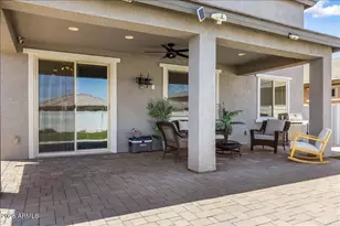 2436 E Saint Catherine Ave, Phoenix, AZ 85042 - Photo 27
