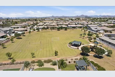 2436 E Saint Catherine Avenue, Phoenix, AZ 85042 - Photo 31