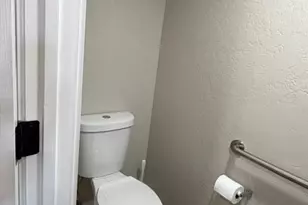 20445 North 21st St, Phoenix, AZ 85024 - Photo 33