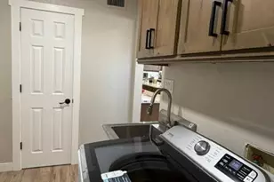 20445 North 21st St, Phoenix, AZ 85024 - Photo 35