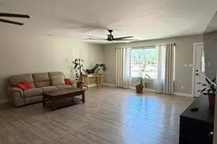20445 North 21st St, Phoenix, AZ 85024 - Photo 13