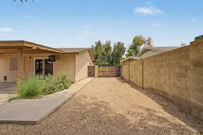 12222 N 49th Avenue, Glendale, AZ 85304 - Photo 33