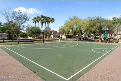 2214 E Fraktur Road, Phoenix, AZ 85040 - Photo 39