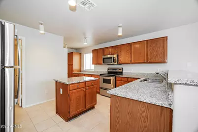 22611 N 71st Drive, Glendale, AZ 85310 - Photo 13